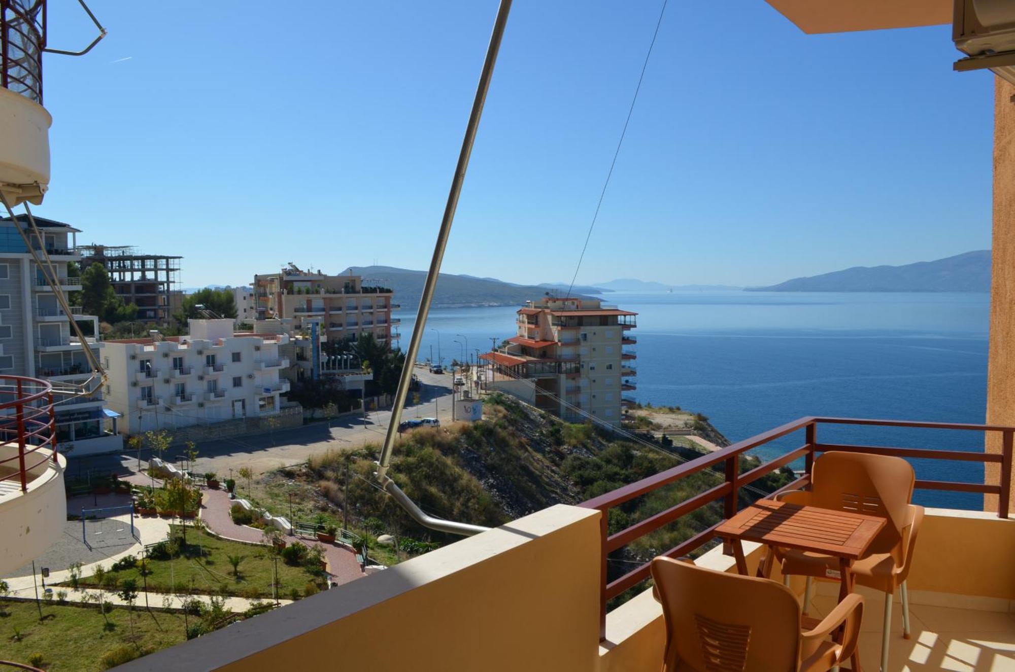 Appartamento Sunset Penthouse Sarandë Esterno foto