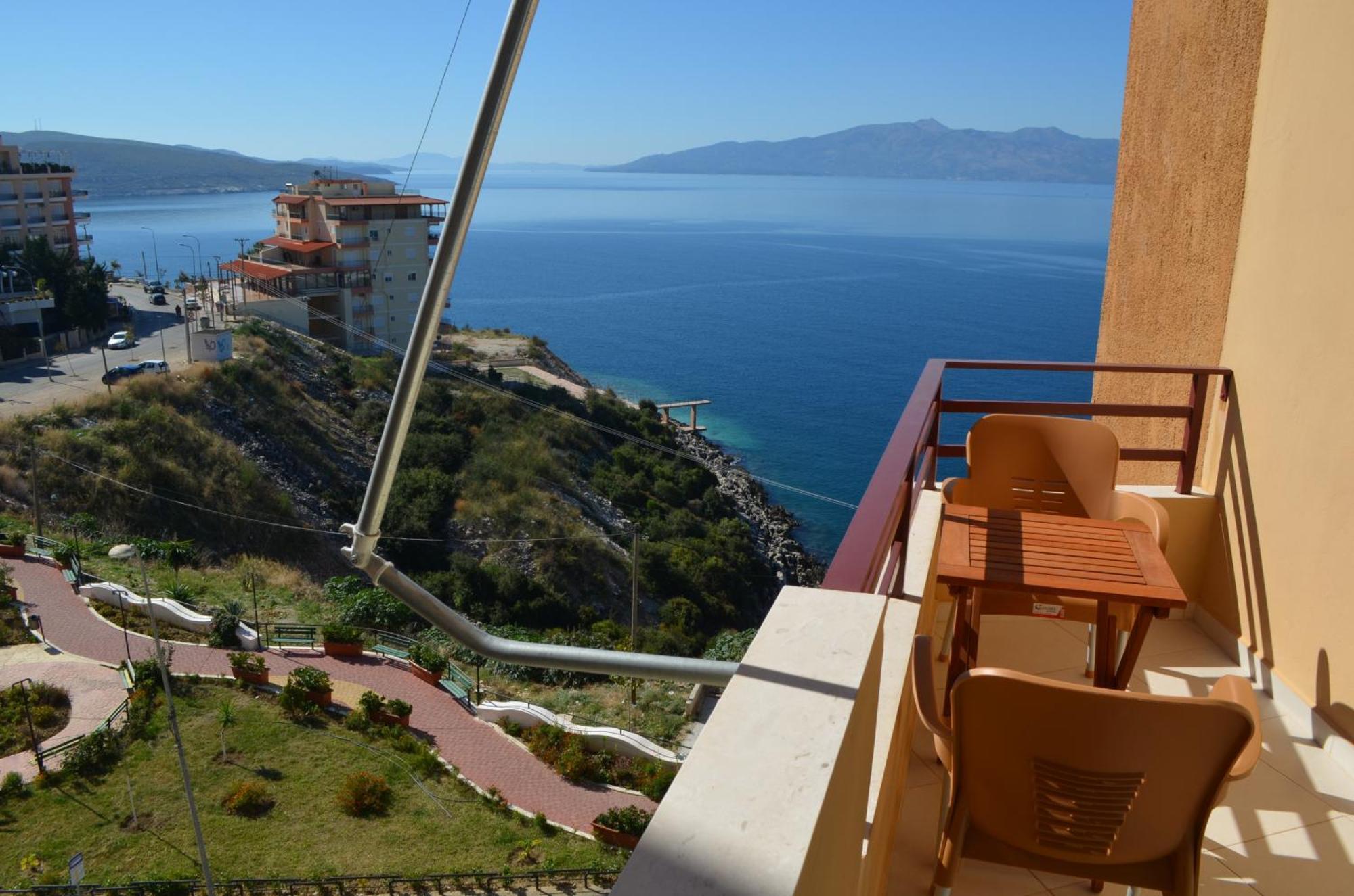 Appartamento Sunset Penthouse Sarandë Esterno foto