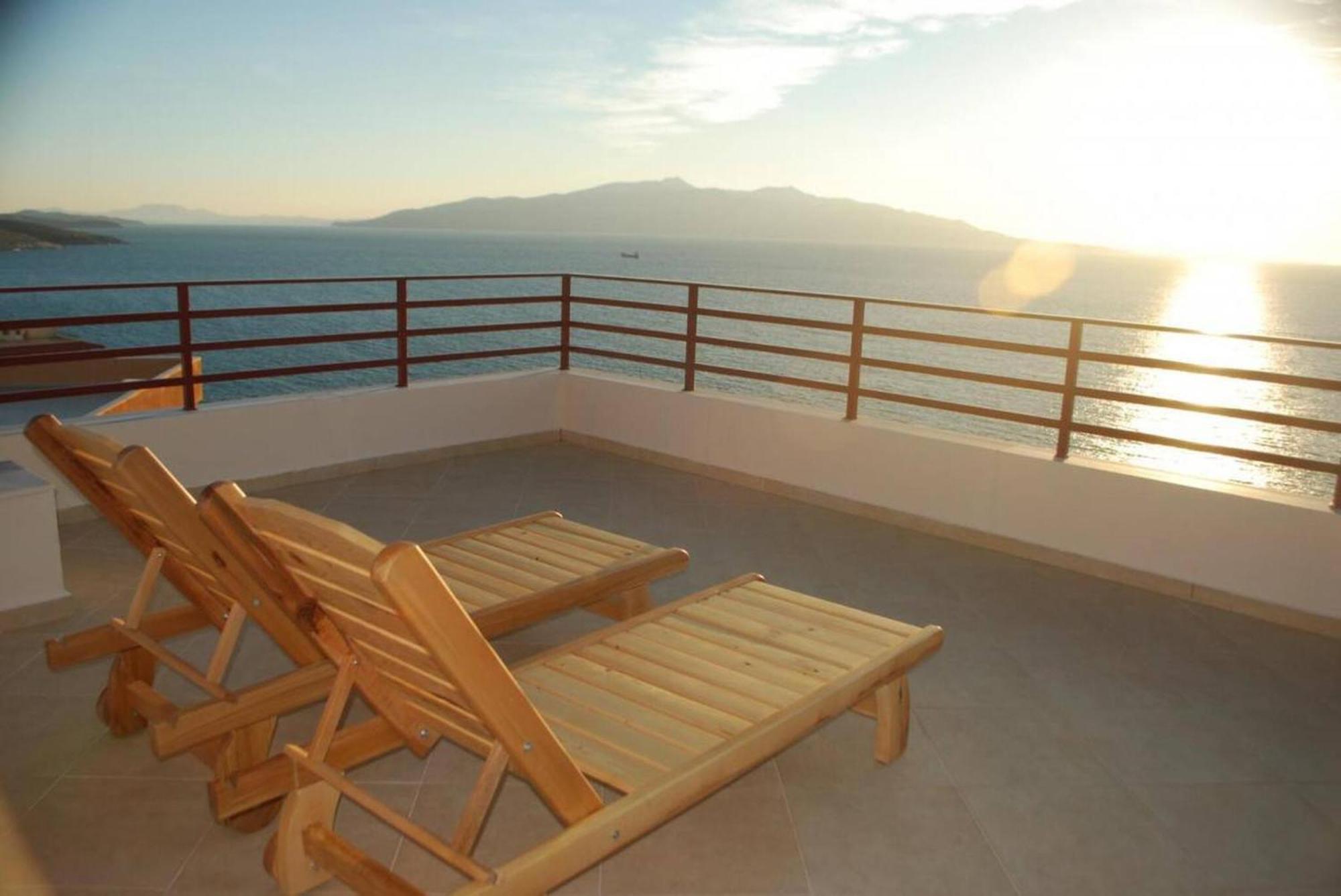 Appartamento Sunset Penthouse Sarandë Esterno foto