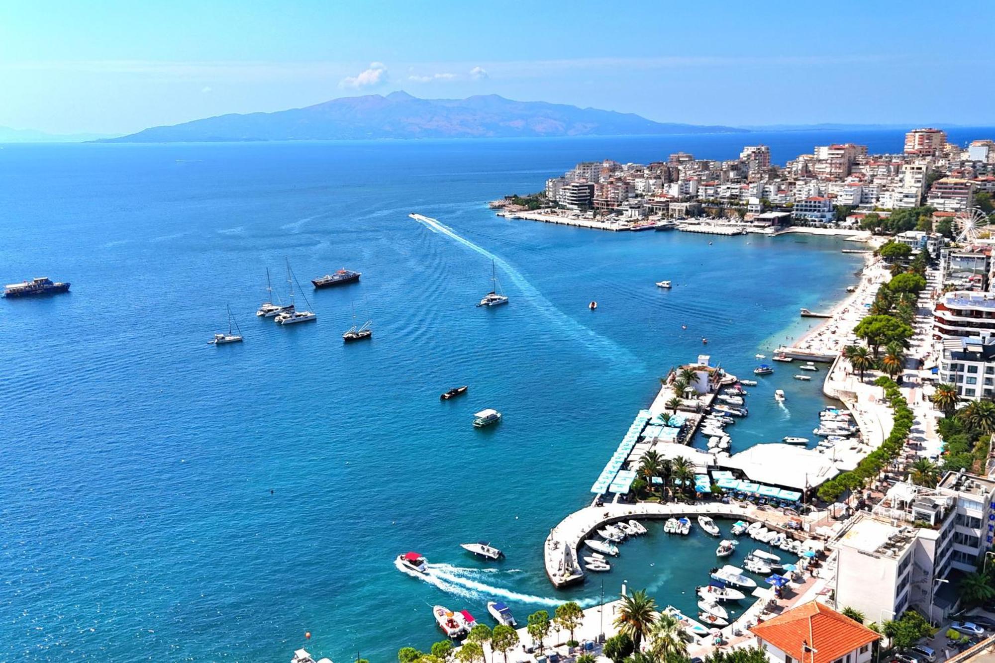 Appartamento Sunset Penthouse Sarandë Esterno foto