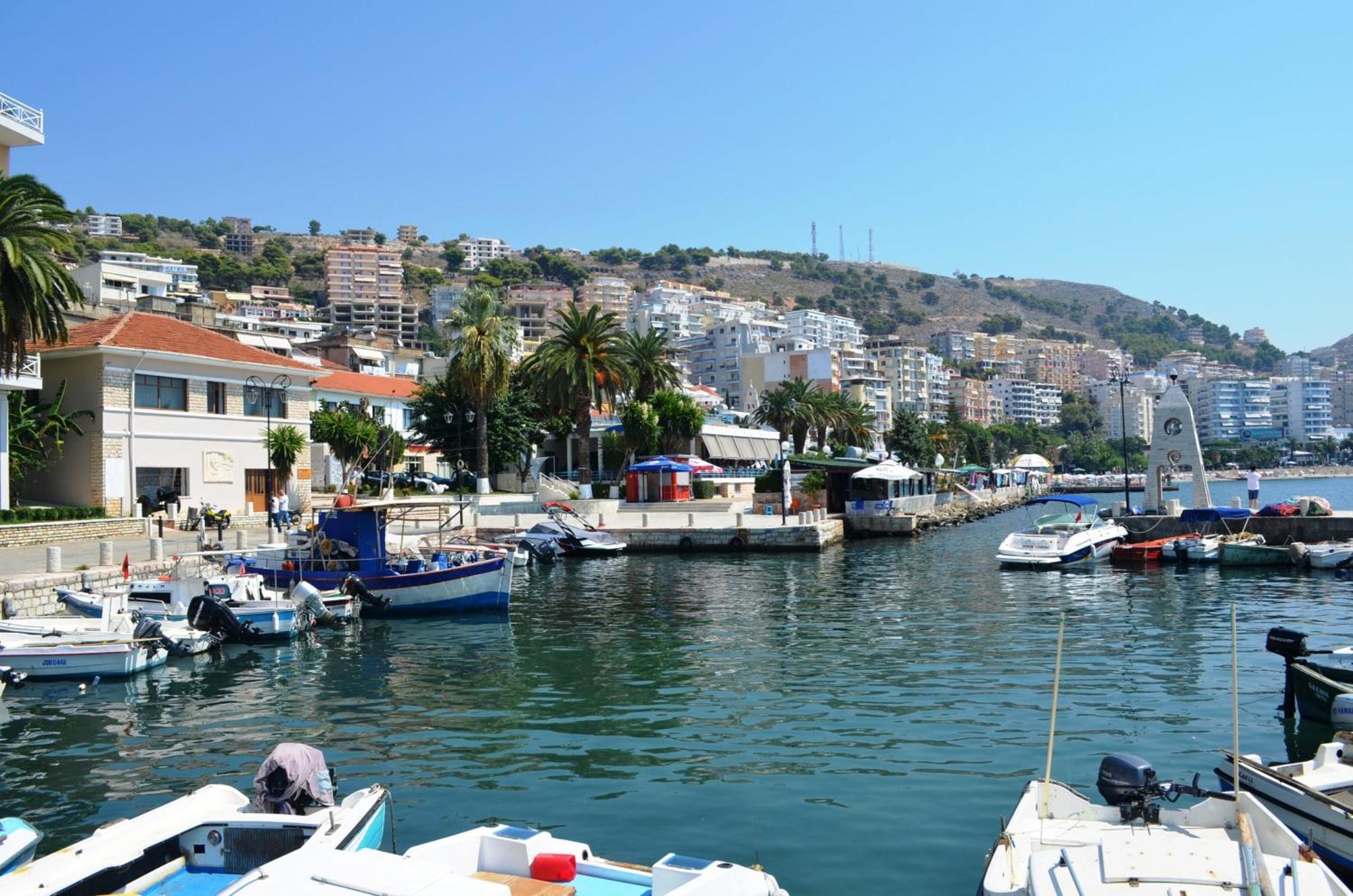 Appartamento Sunset Penthouse Sarandë Esterno foto