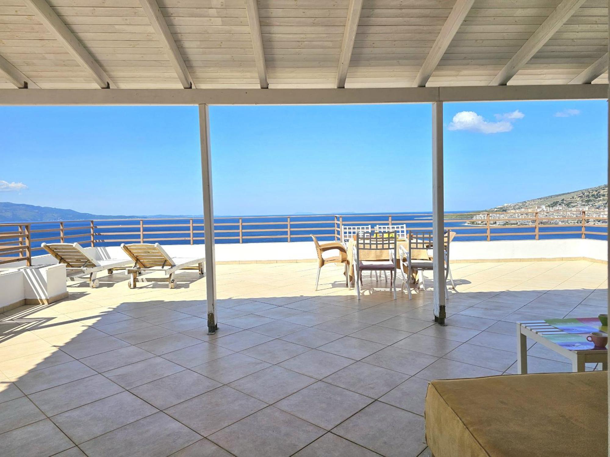 Appartamento Sunset Penthouse Sarandë Esterno foto