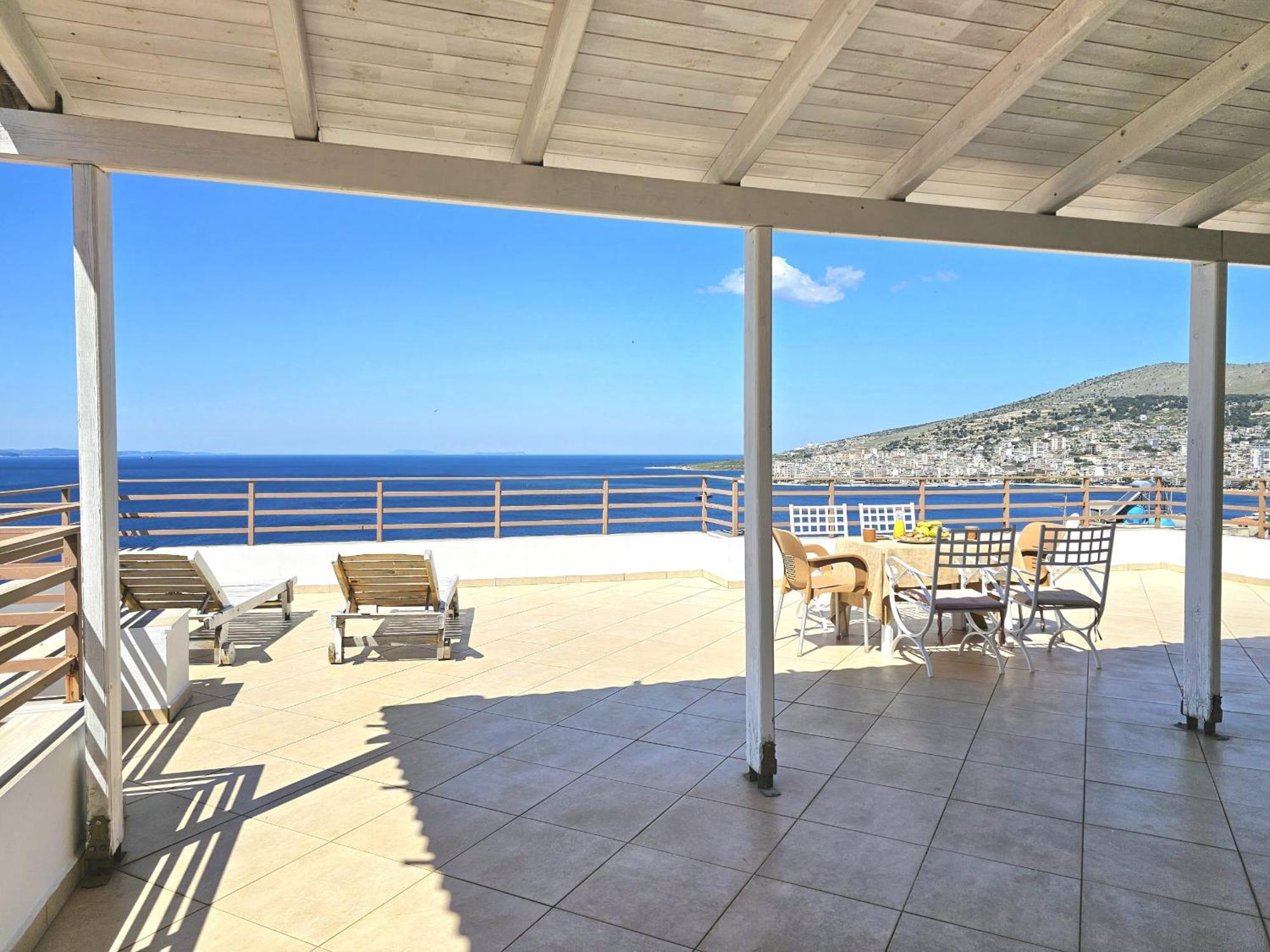Appartamento Sunset Penthouse Sarandë Esterno foto